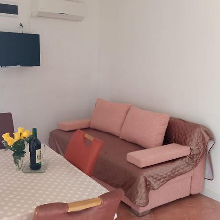 Apartmani Nikola Biograd Na Moru Εξωτερικό φωτογραφία