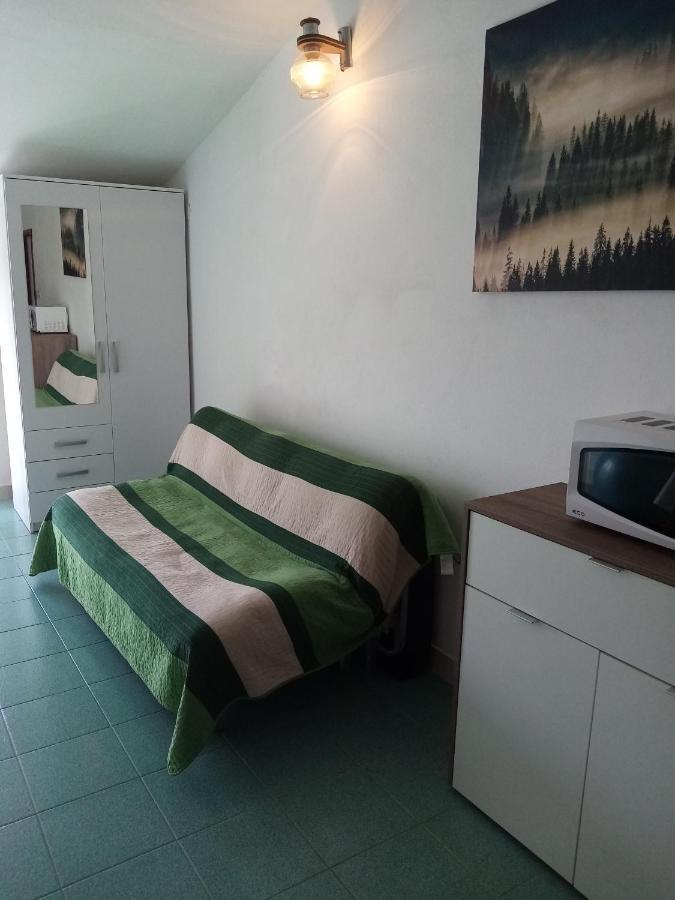 Apartmani Nikola Biograd Na Moru Εξωτερικό φωτογραφία