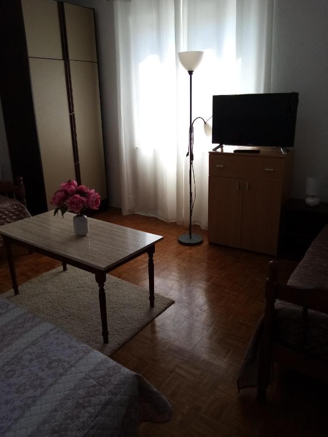 Apartmani Nikola Biograd Na Moru Εξωτερικό φωτογραφία