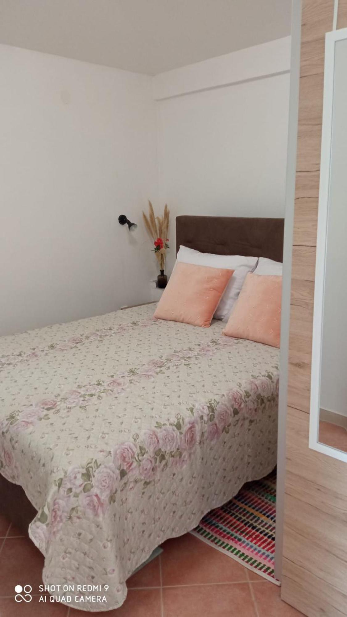 Apartmani Nikola Biograd Na Moru Εξωτερικό φωτογραφία