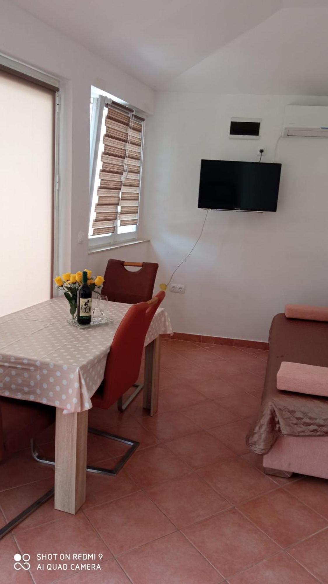 Apartmani Nikola Biograd Na Moru Εξωτερικό φωτογραφία